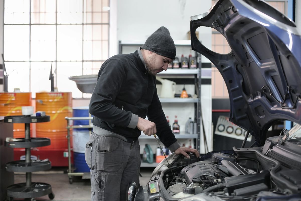Arizona Used Car Inspection Requirements: Phoenix and Tucson Emissions, Level I VIN Checks